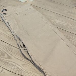 Samisella Mid-Rise Beige Mid Rise Bermuda